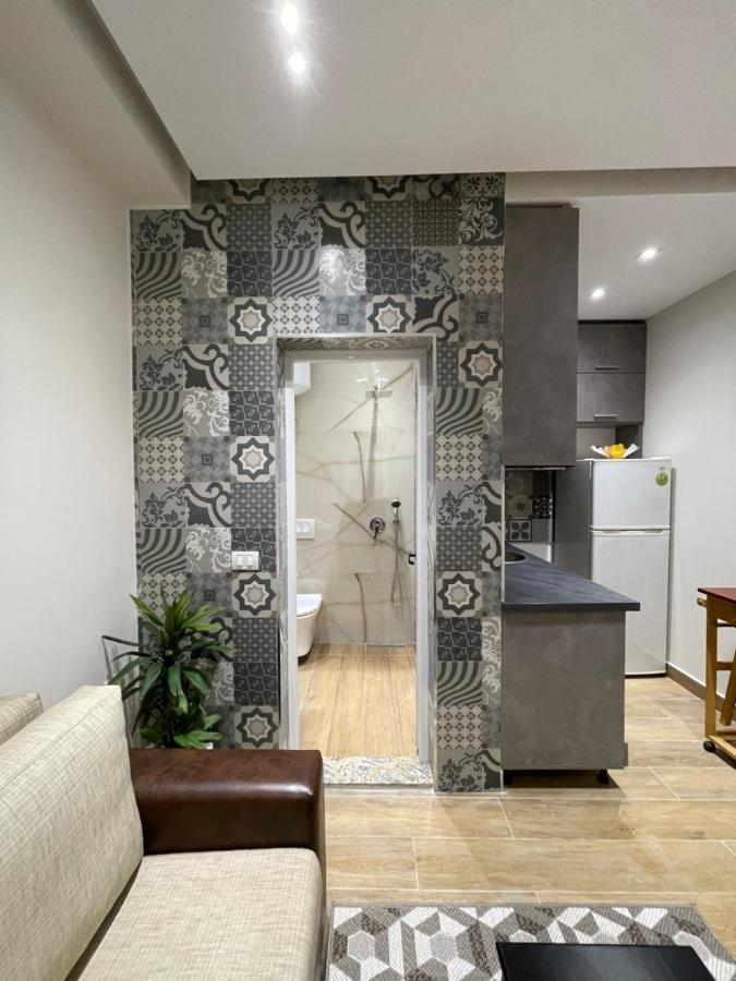 Modern 1 Bedroom City Apartment ติรานา ภายนอก รูปภาพ